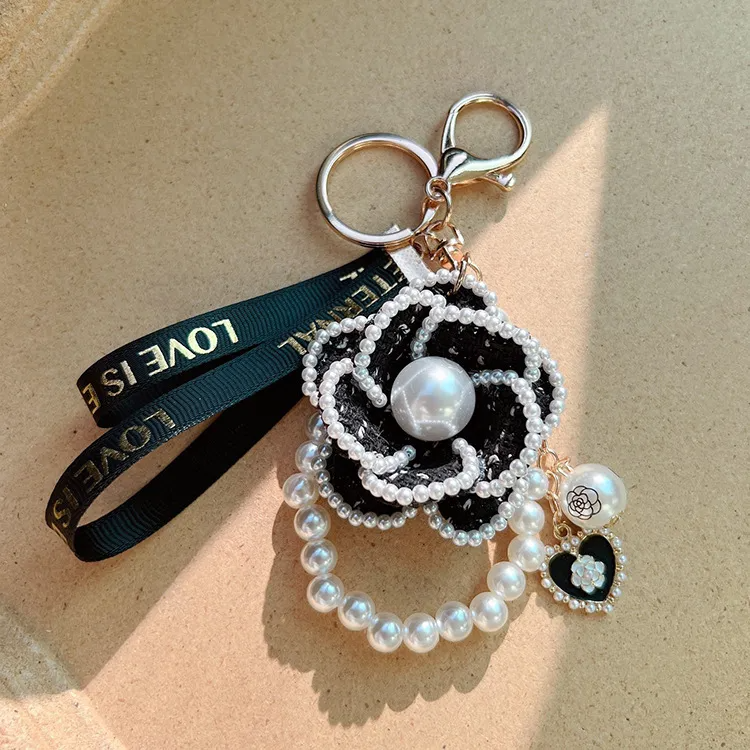 Rose Pearled Clip
